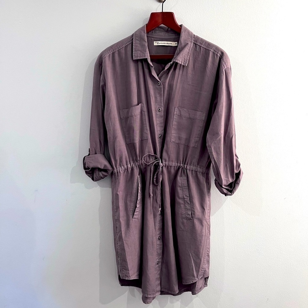 Standard Grace Workwear/Utility Dress in Soft Grey. 100% Lyocell. Pockets Size M